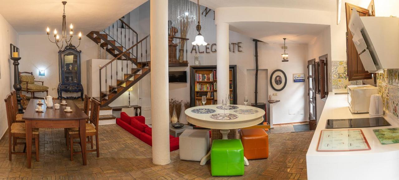 El Pensamiento Duplex Apartment Ronda Bagian luar foto